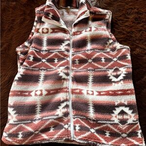 Tribal Pattern Fleece Vest